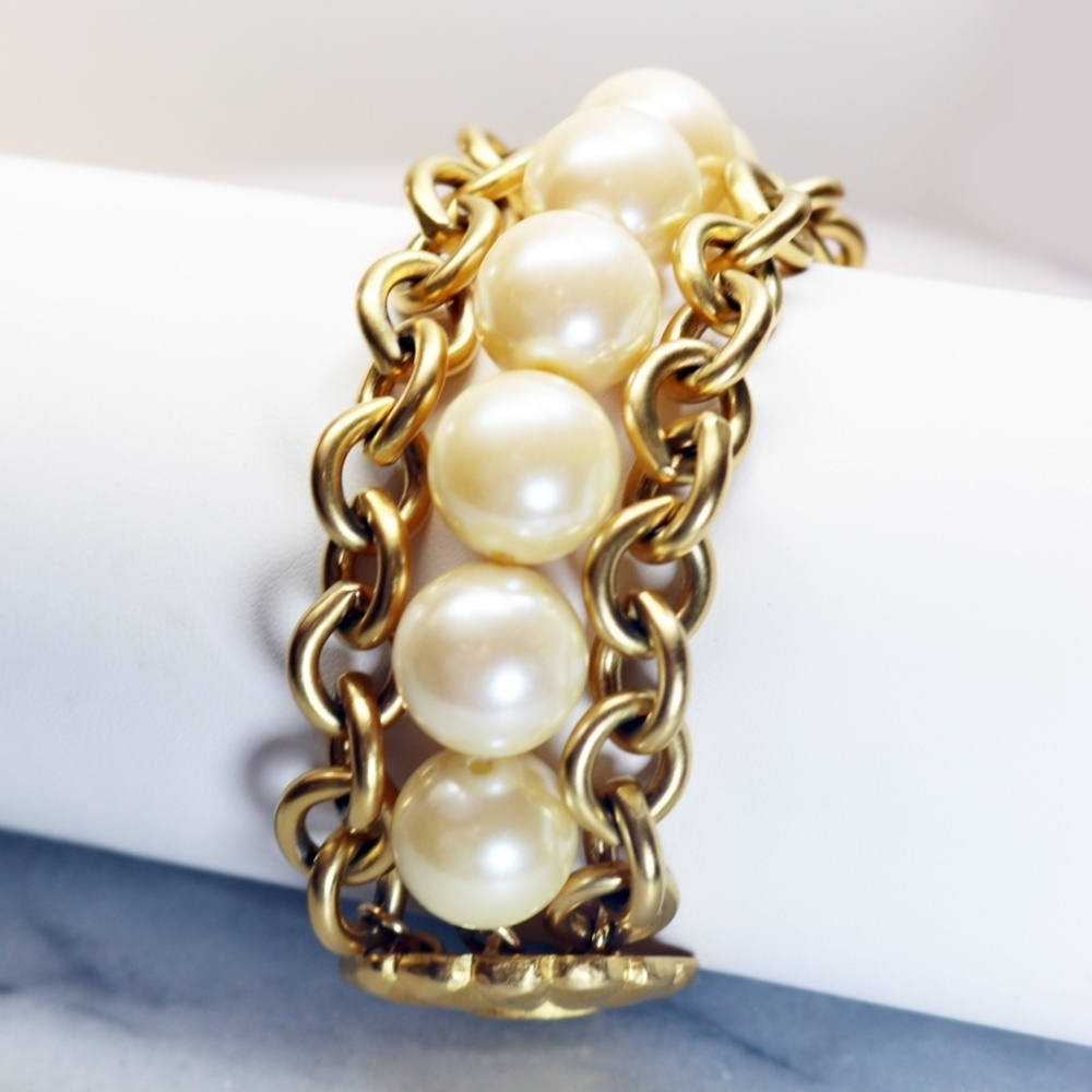 ⚜️ Rare Vintage Givenchy Bijoux Pearl & Gold Seashell Link Adjustable Bracelet ✨ - Picture 9 of 16